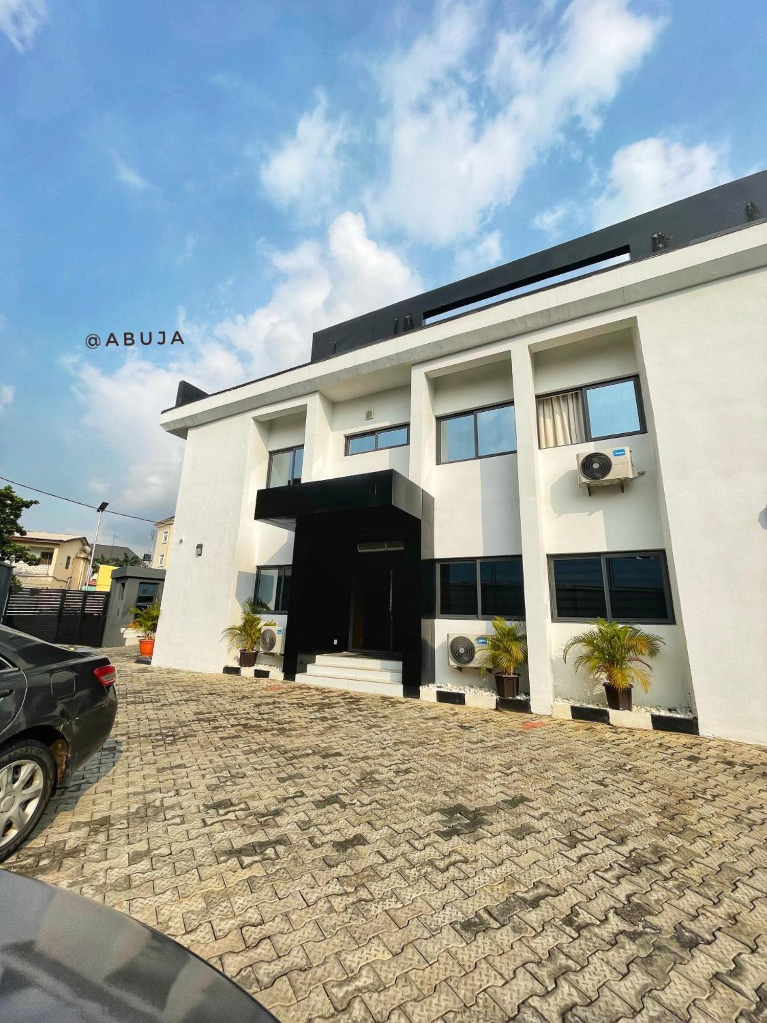 Plush Hotel,Abuja Eksteriør bilde